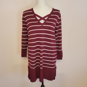 NWT Fashion Avenue striped v neck tunic size large